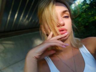 ArinaWins Webcam Porno Live - Photo 4/16