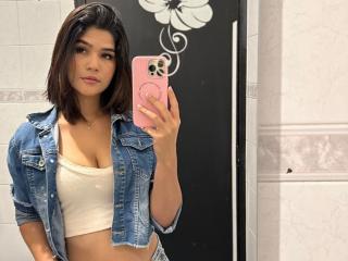 ScarlettZhen Blowjob XXX Cams - Photo 1077/1235