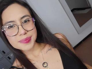 ChlooeMila Webcam Sex Direct - Photo 13/54