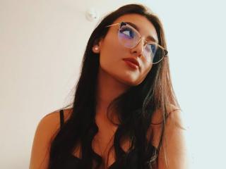 AfroditaShalom Webcam Porno Live - Photo 35/44