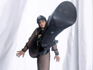 EmilyStonnes Seins Liveshow - Photo 18/24