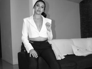 StefanyEvans Fellation XXX Cams - Photo 32/88