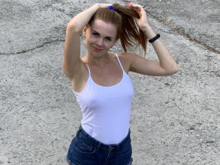 AliceKrass Webcam Porno Live - Photo 9/14