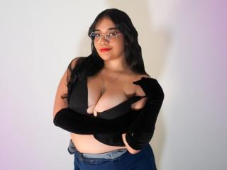 AliciaRelas live cam model at XLoveCam