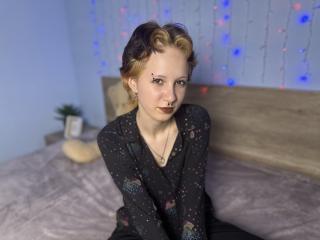 SibbyNifsa Blowjob XXX Cams - Photo 12/60