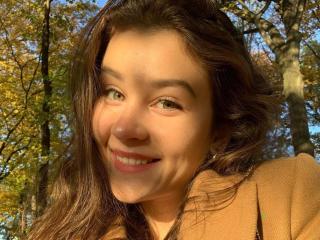 JolieKiss Image Gallery