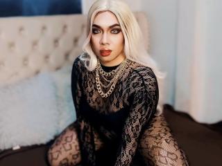 SuperHotStacy live cam model at XLoveCam