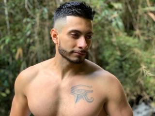 Watch MarkBilly69 live on cam at XLoveCam