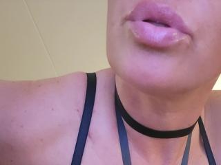 ElaChaude Boobs Liveshow - Photo 6/21