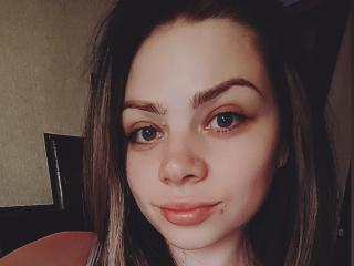 KristineCorrie live cam model at XLoveCam