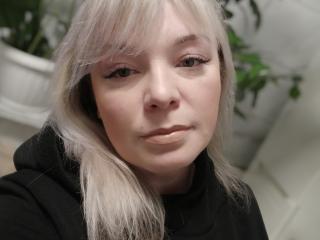 AmandaSkript live cam model at XLoveCam