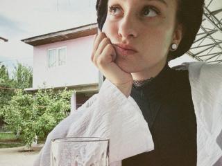 AnisiyaLio Webcam Porno Live - Photo 5/6