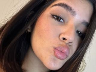 ScarlettZhen Blowjob XXX Cams - Photo 1136/1235
