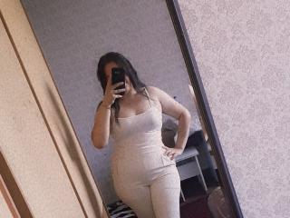 ZaraApple MILF Live - Photo 7/8
