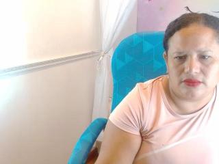 DennysWells live cam model at XLoveCam