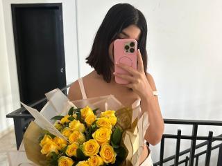 ScarlettZhen Blowjob XXX Cams - Photo 1144/1235