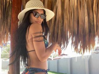 PaulaSamay live cam model at XLoveCam