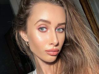 AmeliaHoney Image Gallery