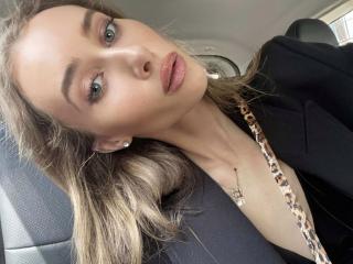 AmeliaHoney Webcam Porno Live - Photo 6/19
