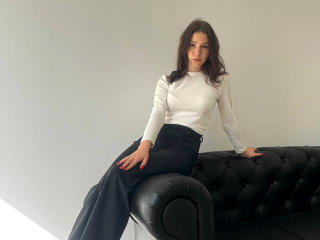 RosaPolsen Sex Brunette - Photo 5/9