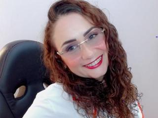 AmeliaBaker Webcam Porno Live - Photo 18/21