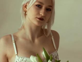 LilySweetBabe Anal en Webcam Live - Photo 11/13