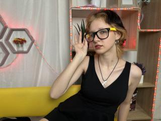 SibbyNifsa Blowjob XXX Cams - Photo 47/60