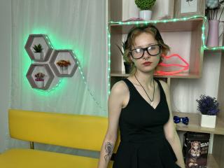 SibbyNifsa Blowjob XXX Cams - Photo 49/60