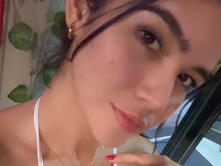 ScarlettZhen Blowjob XXX Cams - Photo 1175/1235