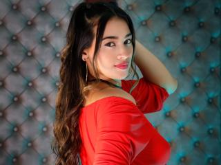 AdaraBonne Webcam Porno Live - Photo 10/51