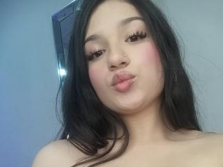 AnniiePeach Webcam Porno Live - Photo 32/33