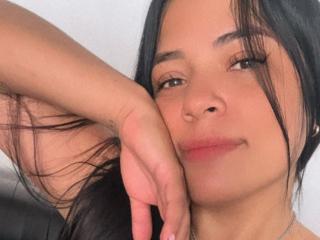 SofiaPagie Blowjob XXX Cams - Photo 5/14