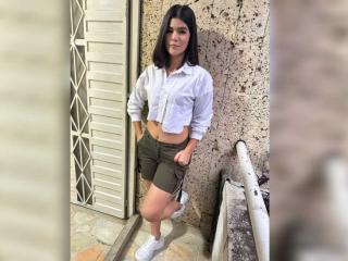 ScarlettZhen Blowjob XXX Cams - Photo 1177/1235