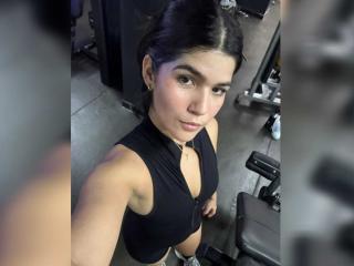 ScarlettZhen Blowjob XXX Cams - Photo 1183/1235