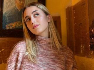 Izida Hot Pussy - Photo 30/107
