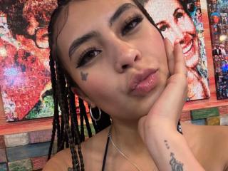 AnahiWilliams live cam model at XLoveCam