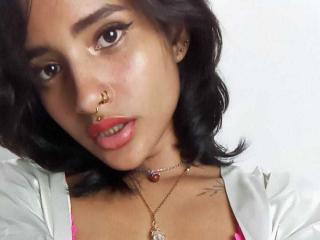 BarbaraGlamour live cam model at XLoveCam