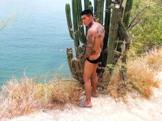 AbrahamStiff live cam model at XLoveCam