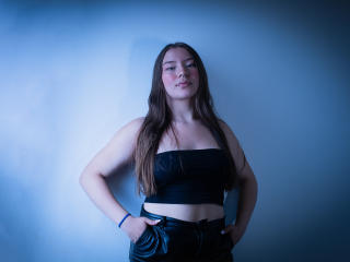 BellaSaeenz Image Gallery