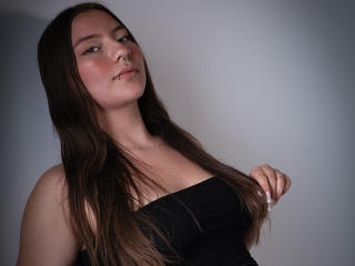 BellaSaeenz Live Cam Porn - Photo 6/26