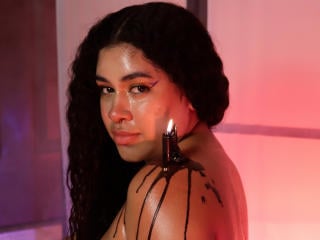 LianaAndAsaff live cam model at XLoveCam