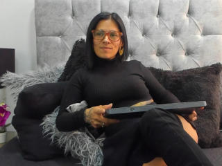 AmelieBlake Webcam Porno Live - Photo 12/21