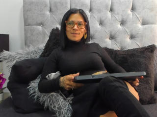 AmelieBlake Webcam Porno Live - Photo 7/21