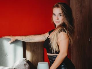 AvaHoney69 Webcam Porno Live - Photo 6/11