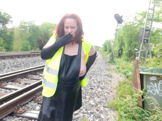 Live Chat with Kathy75-hot on XLoveCam