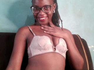 BlackCurrent live cam model at XLoveCam