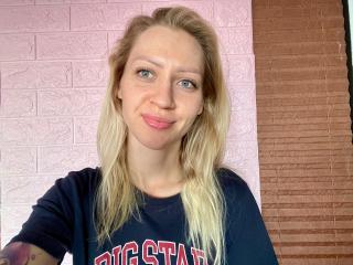 AlisaGllamor Webcam Porno Live - Photo 4/15