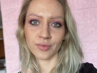 AlisaGllamor Webcam Porno Live - Photo 13/15
