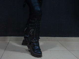 DominatrixCristalSabrina Amateur Live Cam - Photo 14/44
