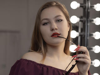 EmilyGentle Seins Liveshow - Photo 9/17